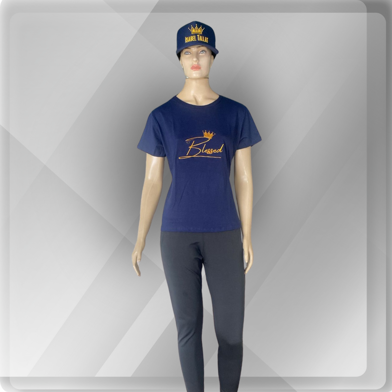 Camiseta Premium Bordado Blessed com Coroa It