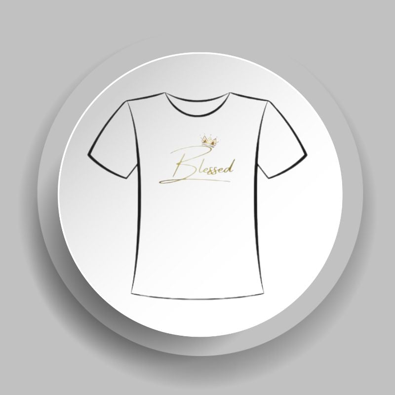 Camiseta Premium Bordado Blessed com Coroa It